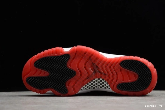 11 Jordan (2019) Playoffs  Bred 378037-061 378037-061 Retro 0411